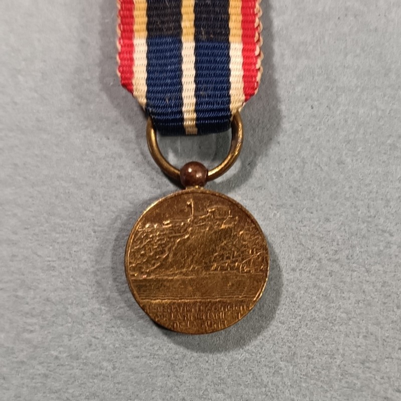 FRANCE REDUCTION DE LA MEDAILLE DE LA RHENANIE RUHR ET TYROL BARRETTE ALLEMAGNE